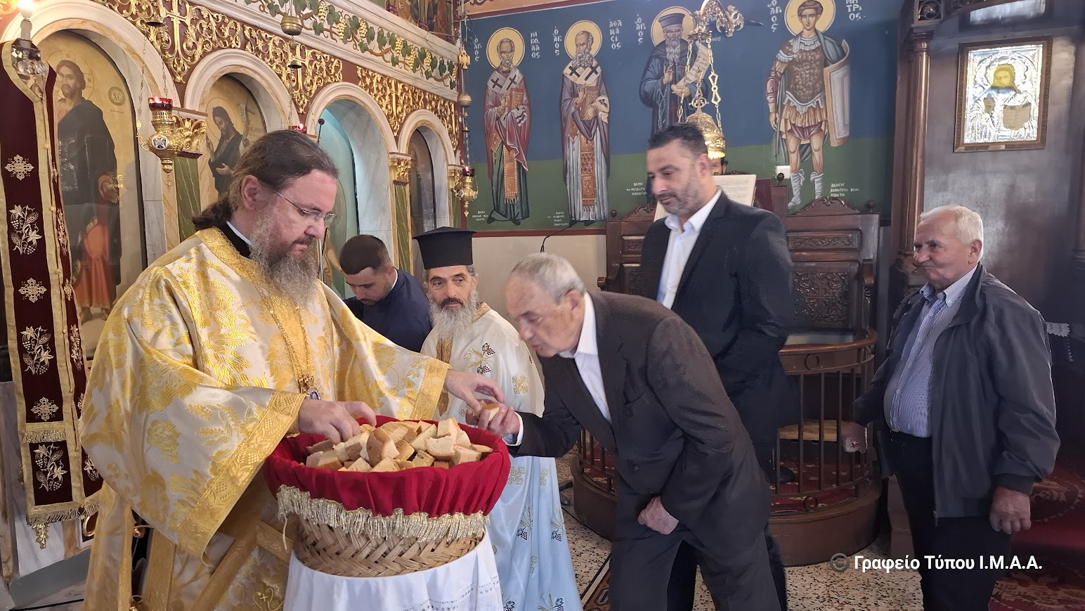 Αρχιερατική Θεία Λειτουργία στο Χρυσοβέργι Μεσολογγίου
