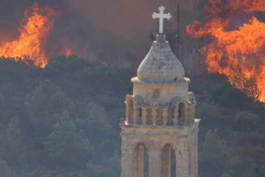 Δέηση υπέρ των πυροσβεστών και των πυροπλήκτων  στην Ι. Μ. Αιτωλοακαρνανίας