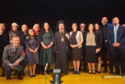 «Μέχρι να έρθει η άνοιξη» Μια ιστορία αγάπης για την πατρίδα (1939 – 1944) Όταν ο πόλεμος χωρίζει τους ανθρώπους, η αγάπη γίνεται η πιο δυνατή υπόσχεση επιστροφής.